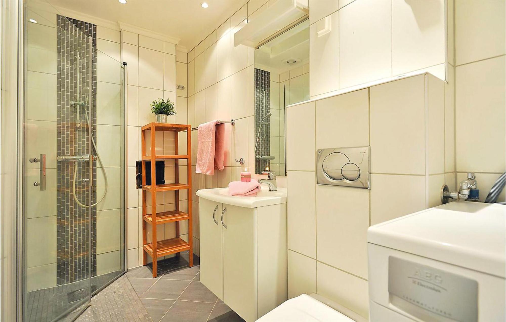 Cozy Apartment In Straumsgrend With Kitchen Bergen Zewnętrze zdjęcie
