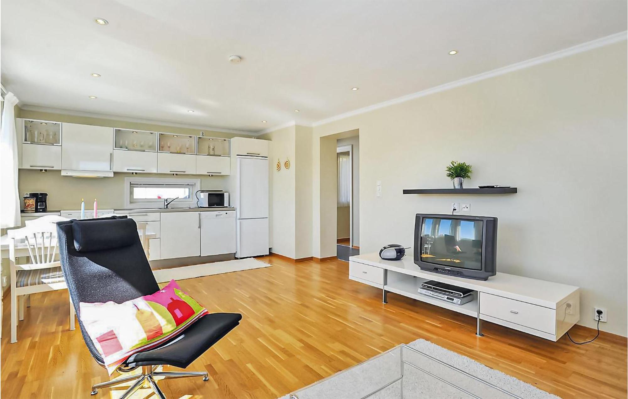 Cozy Apartment In Straumsgrend With Kitchen Bergen Zewnętrze zdjęcie